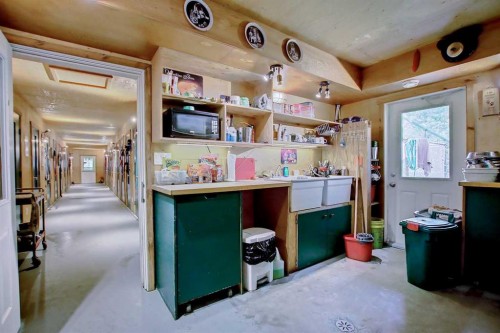 53309 A 65 Range, Gainford, AB - Indoor