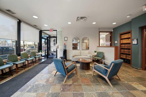 5233 49 Avenue, Red Deer, AB 