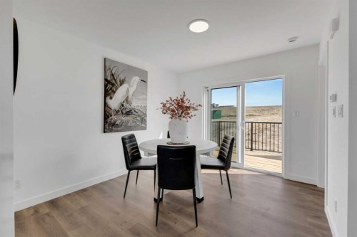 24 Violet Point, Sylvan Lake, AB - Indoor Photo Showing Dining Room