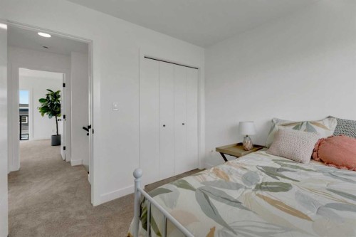 24 Violet Point, Sylvan Lake, AB - Indoor Photo Showing Bedroom