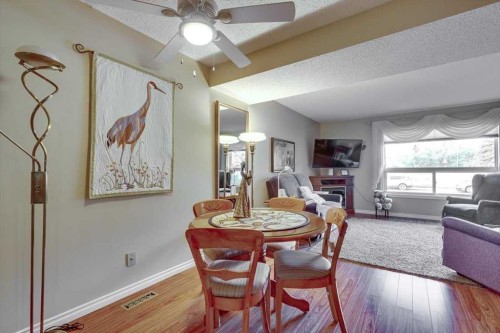 4313 46A Avenue, Red Deer, AB - Indoor