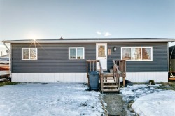 5011 64 Avenue  Ponoka, AB T4J 1E2