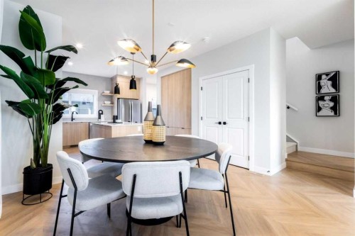 248 Verbena Common Sw, Calgary, AB - Indoor Photo Showing Dining Room