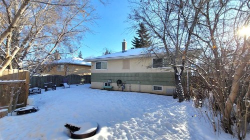5418 37 Street, Red Deer, AB 