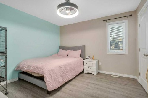 4912 46A Street, Clive, AB - Indoor Photo Showing Bedroom