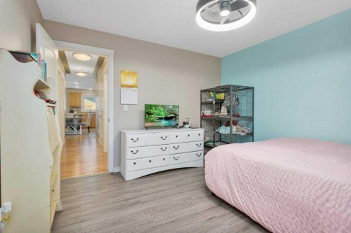 4912 46A Street, Clive, AB - Indoor Photo Showing Bedroom