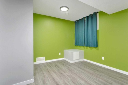 4912 46A Street, Clive, AB - Indoor Photo Showing Other Room