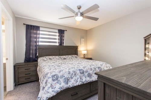 202-148 Vanier Drive, Red Deer, AB - Indoor Photo Showing Bedroom
