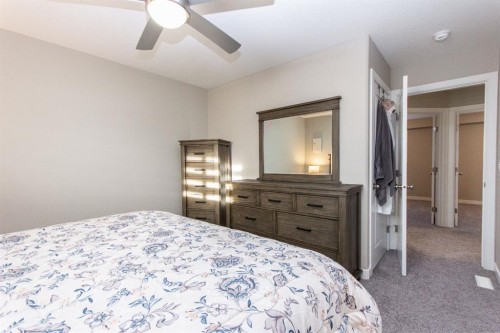 202-148 Vanier Drive, Red Deer, AB - Indoor Photo Showing Bedroom