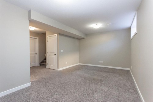 202-148 Vanier Drive, Red Deer, AB - Indoor Photo Showing Other Room