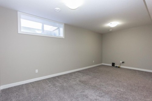 202-148 Vanier Drive, Red Deer, AB - Indoor Photo Showing Other Room