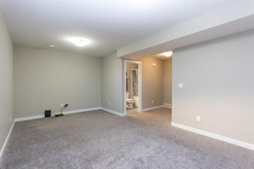 202-148 Vanier Drive, Red Deer, AB - Indoor Photo Showing Other Room