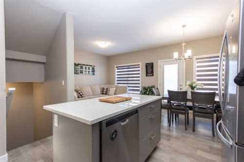 202-148 Vanier Drive, Red Deer, AB - Indoor