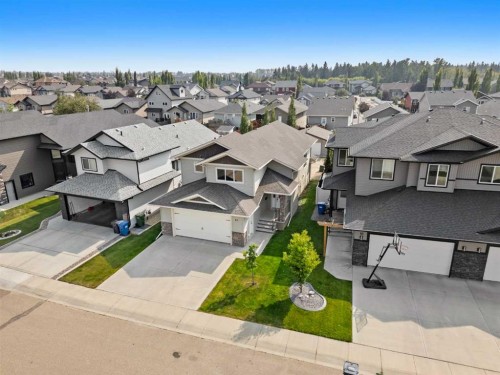 85 Turner Crescent, Red Deer, AB - Outdoor With Facade
