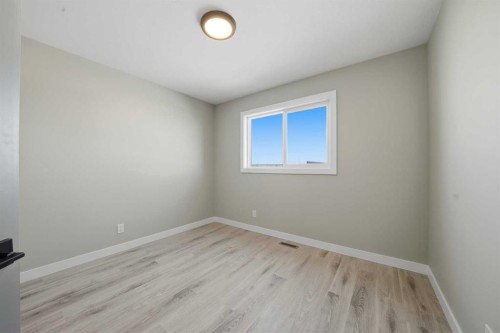 125 Hampton Crescent, Sylvan Lake, AB - Indoor Photo Showing Other Room