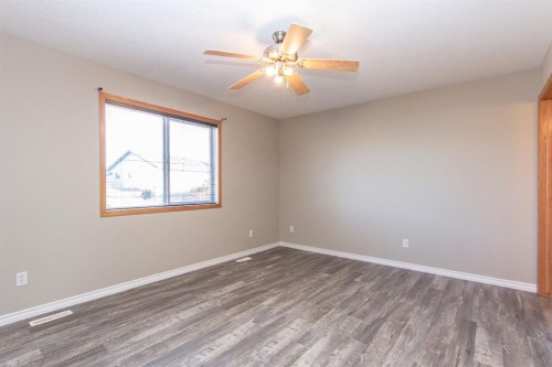 313 Westridge Drive, Blackfalds, AB - Indoor Photo Showing Other Room
