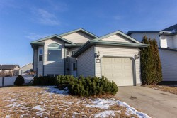 313 Westridge Drive  Blackfalds, AB T0M 0J0
