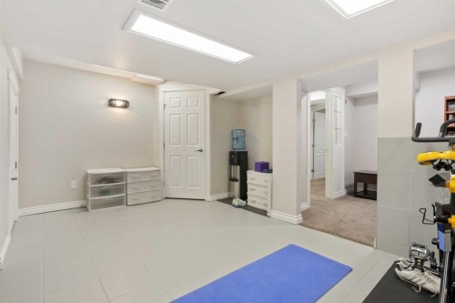 6313 Erickson Drive, Camrose, AB - Indoor