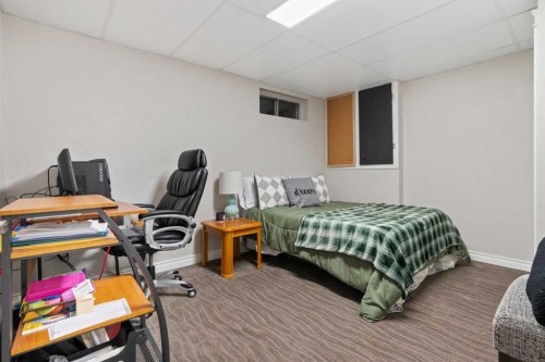 6313 Erickson Drive, Camrose, AB - Indoor