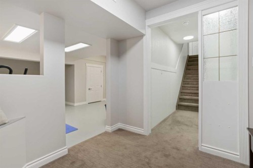 6313 Erickson Drive, Camrose, AB - Indoor Photo Showing Other Room