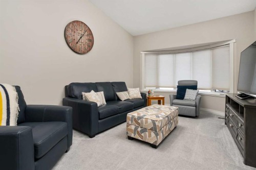 6313 Erickson Drive, Camrose, AB - Indoor Photo Showing Living Room