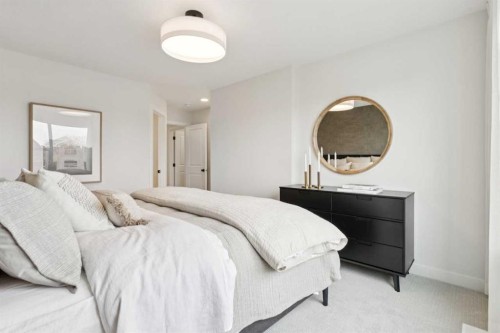 3575 Chestermere Boulevard, Chestermere, AB - Indoor Photo Showing Bedroom