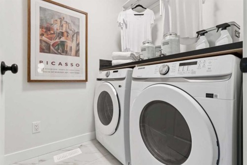 3575 Chestermere Boulevard, Chestermere, AB - Indoor Photo Showing Laundry Room