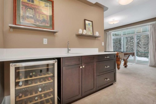 42 Grove Close, Red Deer, AB - Indoor Photo Showing Other Room