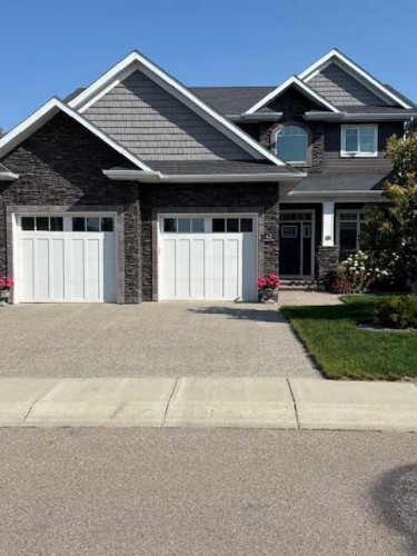 42 Grove Close, Red Deer, AB - Outdoor
