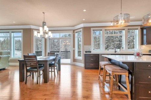 42 Grove Close, Red Deer, AB - Indoor Photo Showing Dining Room