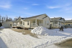 11 Baywood Link  Sylvan Lake, AB T4S 0A8