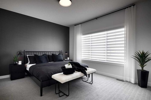 259 Corner Glen Gardens Ne, Calgary, AB - Indoor Photo Showing Bedroom