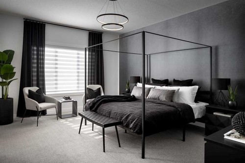 259 Corner Glen Gardens Ne, Calgary, AB - Indoor Photo Showing Bedroom