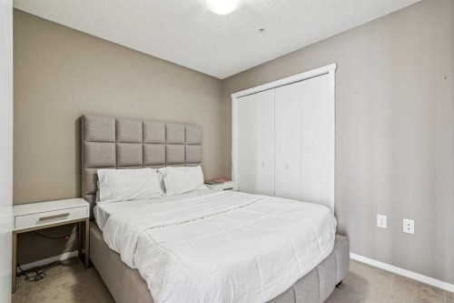 3312-4641 128 Avenue Ne, Calgary, AB - Indoor Photo Showing Bedroom