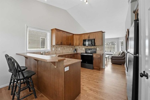 8 Van Dorp Street, Red Deer, AB - Indoor Photo Showing Kitchen