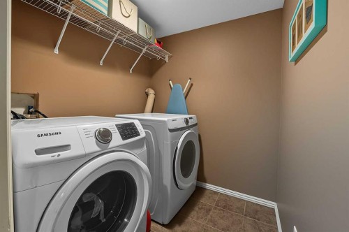 8 Van Dorp Street, Red Deer, AB - Indoor Photo Showing Laundry Room
