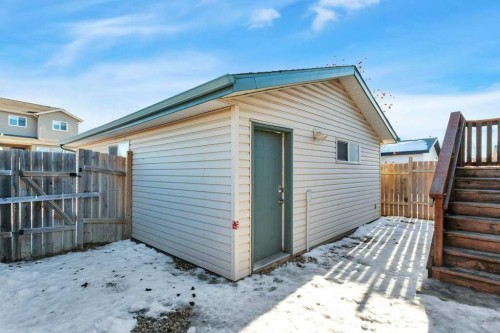 15 Jacobs Close, Red Deer, AB - Outdoor With Exterior