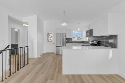 4812 55 Avenue, Bentley, AB - Indoor Photo Showing Kitchen With Upgraded Kitchen