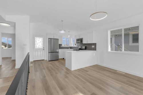 4812 55 Avenue, Bentley, AB - Indoor Photo Showing Kitchen