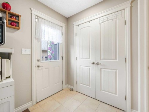 234 Robinson Drive, Leduc, AB - Indoor Photo Showing Other Room