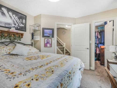 234 Robinson Drive, Leduc, AB - Indoor Photo Showing Bedroom