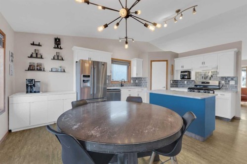 16 Parson Drive, Sylvan Lake, AB - Indoor