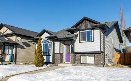 28 Vanson Close Se, Red Deer, AB - Outdoor With Facade