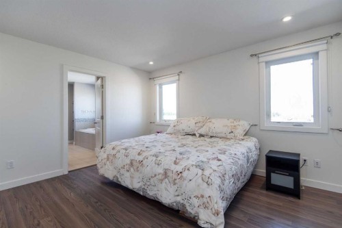 68 Thompson Crescent, Red Deer, AB - Indoor Photo Showing Bedroom