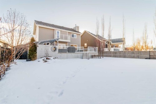 7008 Henners Gate, Lacombe, AB - Outdoor