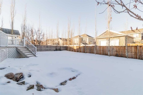 7008 Henners Gate, Lacombe, AB - Outdoor