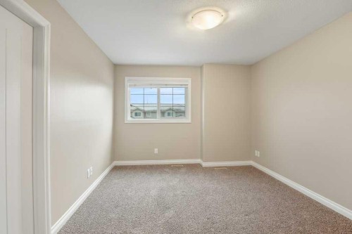 25 Ross Close, Sylvan Lake, AB - Indoor Photo Showing Other Room