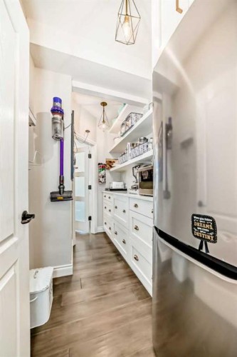 92 Allwright Close, Red Deer, AB - Indoor Photo Showing Other Room