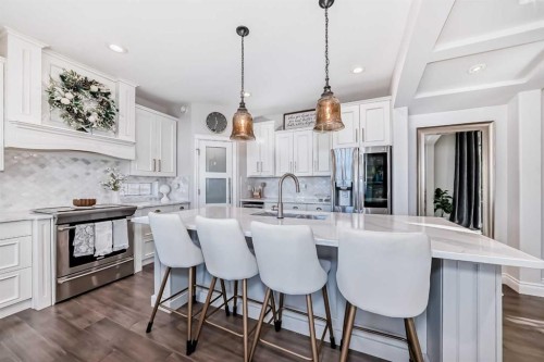 92 Allwright Close, Red Deer, AB - Indoor Photo Showing Kitchen With Upgraded Kitchen