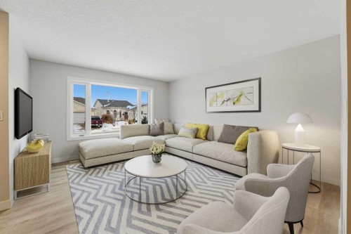 82 Bruns Crescent, Lacombe, AB - Indoor Photo Showing Living Room
